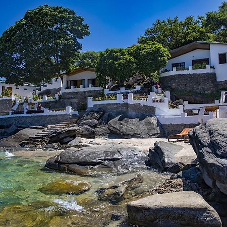 Njaya Lodge Nkhata Bay エクステリア 写真