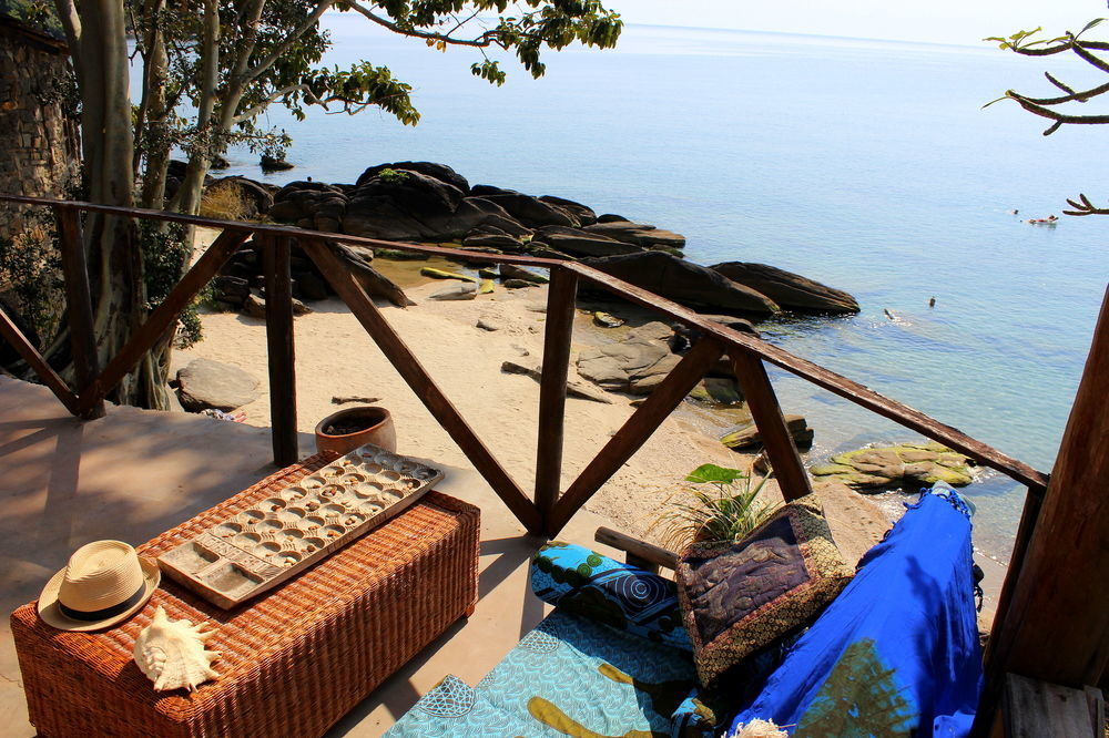 Njaya Lodge Nkhata Bay エクステリア 写真