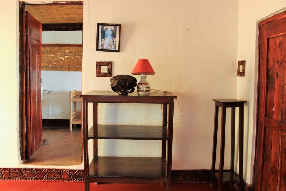 Njaya Lodge Nkhata Bay エクステリア 写真