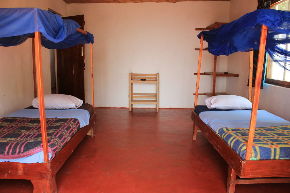 Njaya Lodge Nkhata Bay エクステリア 写真